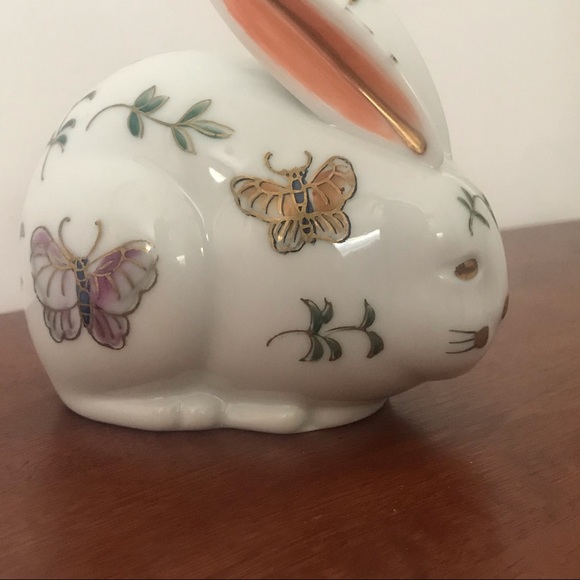 Imari Rabbit With Butterflies - Picture 6 of 15